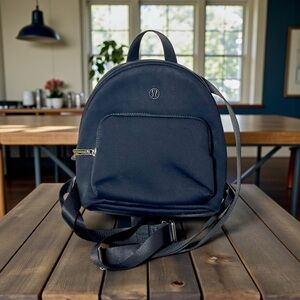 Lululemon 4L Knit Nylon Micro Backpack Adjustable Strap Black
